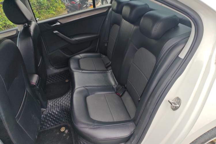 Used Volkswagen Santana 2015 1.6L Automatic Comfort Edition Left Rear Seat