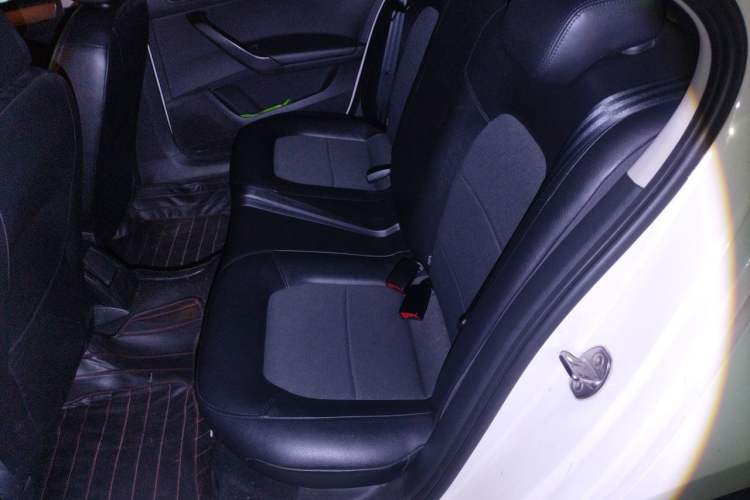 Used Volkswagen Santana 2015 1.6L Automatic Comfort Edition Left Rear Seat
