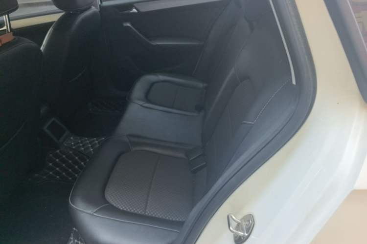 Used Volkswagen Santana 2015 Haval H6 1.6L Automatic Comfort Model Left Rear Seat