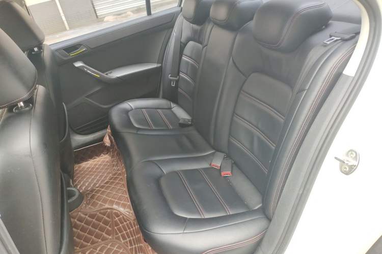 Used Volkswagen Santana 2015 1.4L Manual Fashion Edition Left Rear Seat