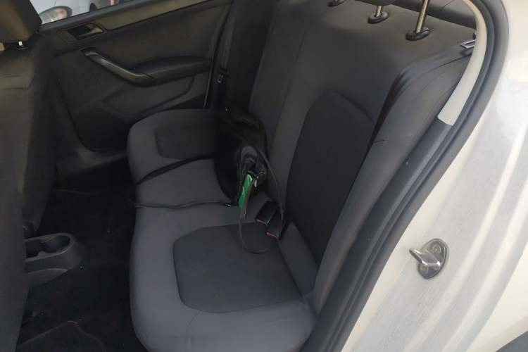 Used Volkswagen Santana 2015 1.6L Manual Fashion Edition Left Rear Seat