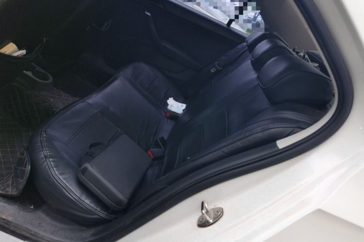 Used Volkswagen Santana 2015 1.6L Manual Fashion Edition Left Rear Seat