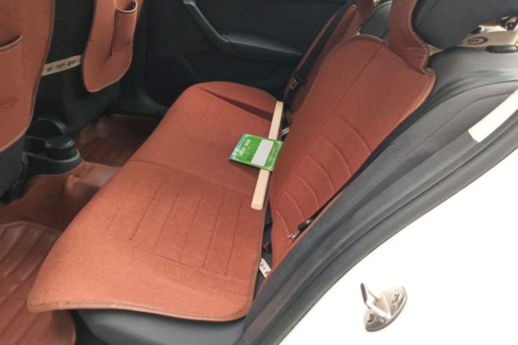 Used Volkswagen Santana 2015 1.4L Manual Fashion Edition Left Rear Seat