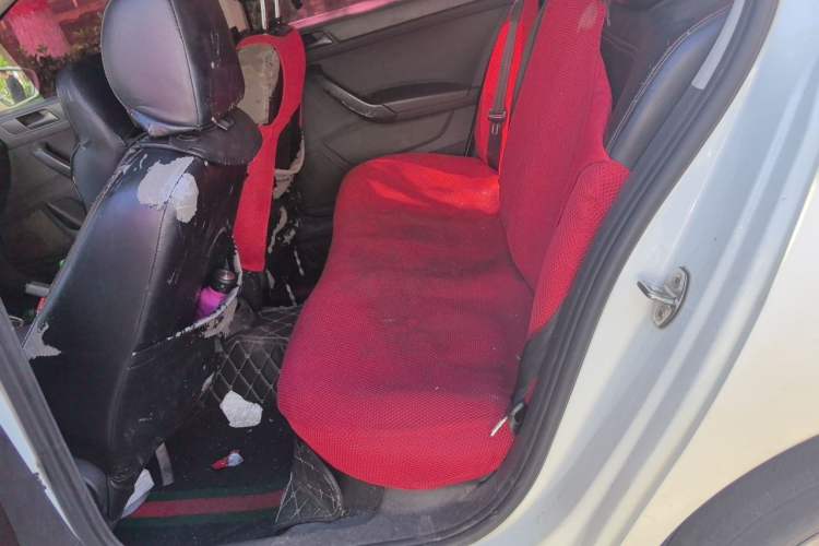 Used Volkswagen Santana 2015 1.4L Manual Fashion Edition Left Rear Seat