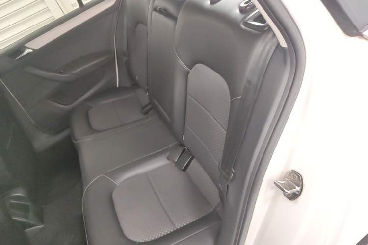 Used Volkswagen Santana 2015 Haval H6 1.6L Automatic Comfort Model Left Rear Seat