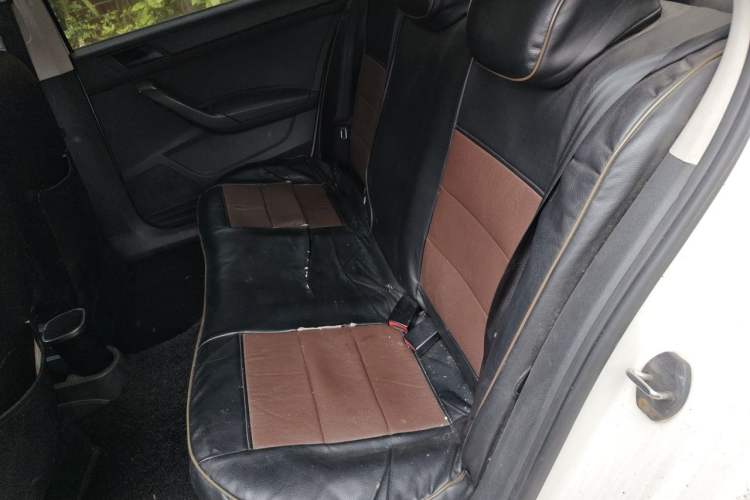 Used Volkswagen Santana 2015 1.6L Manual Fashion Edition Left Rear Seat