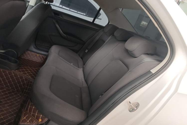 Used Volkswagen Santana 2015 1.6L Manual Fashion Edition Left Rear Seat