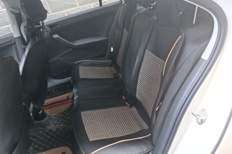 Used Volkswagen Santana 2015 1.6L Manual Fashion Edition Left Rear Seat