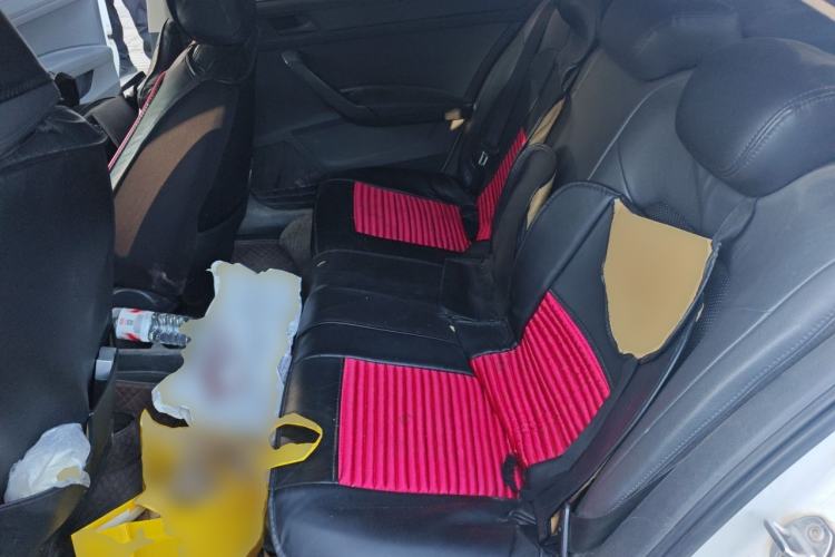 Used Volkswagen Santana 2015 1.6L Manual Fashion Edition Left Rear Seat