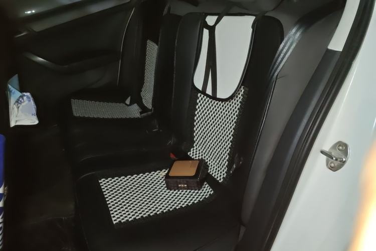 Used Volkswagen Santana 2015 1.6L Manual Fashion Edition Left Rear Seat