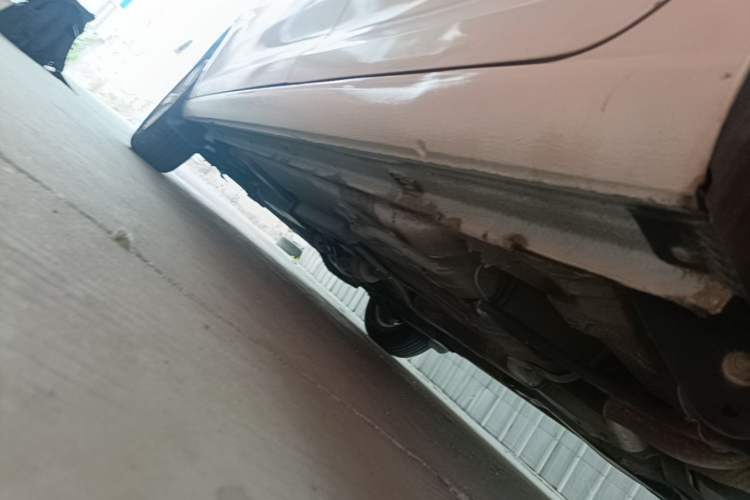 Used Volkswagen Santana 2015 1.4L Manual Fashion Edition Left Side Sill