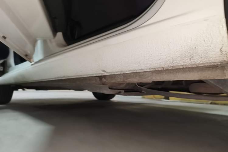 Used Volkswagen Santana 2015 Haval H6 1.6L Automatic Luxury Model Left Side Sill