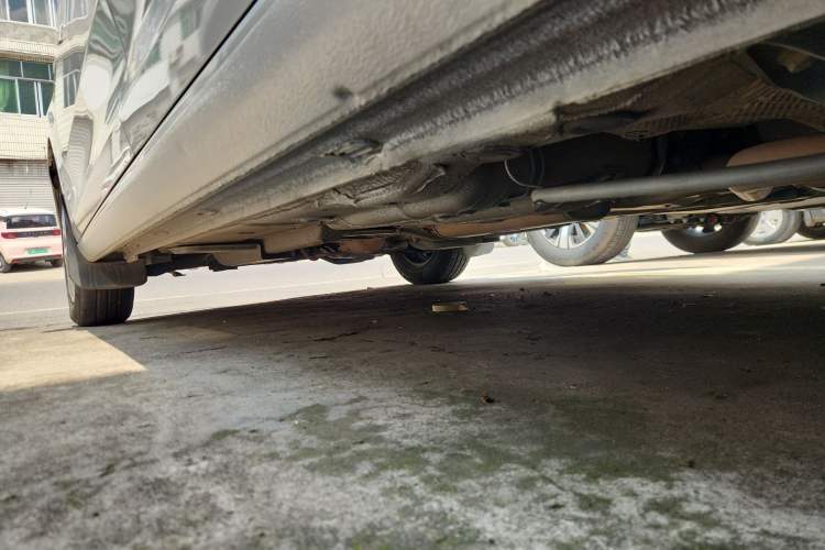 Used Volkswagen Santana 2015 1.4L Manual Fashion Edition Left Side Sill