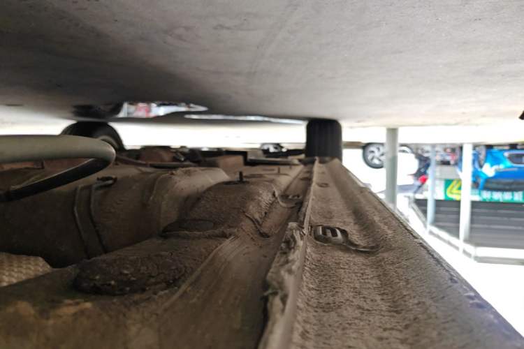 Used Volkswagen Santana 2015 1.6L Automatic Comfort Edition Left Side Sill
