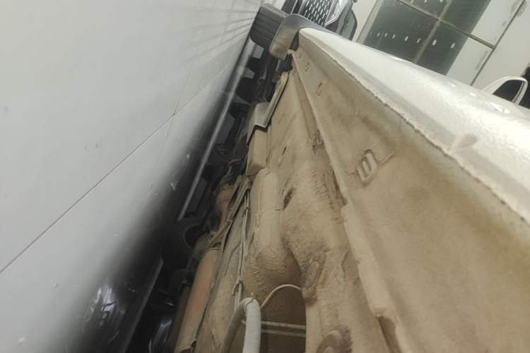 Used Volkswagen Santana 2015 1.6L Manual Comfort Edition Left Side Sill