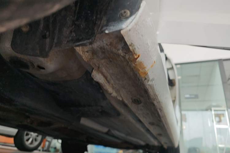 Used Volkswagen Santana 2015 1.6L Manual Fashion Edition Left Side Sill