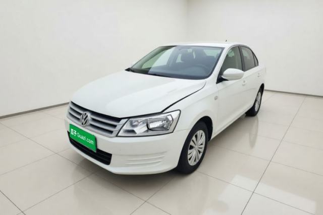 Ojetý Volkswagen Santana 2015 1.4L Manual Fashion Edition