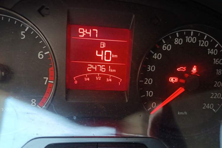 Used Volkswagen Santana 2015 1.4L Manual Comfort Edition Odometer Close Up