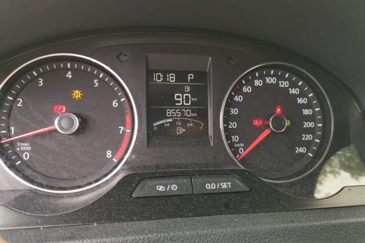 Used Volkswagen Santana 2015 Haval H6 1.6L Automatic Comfort Model Odometer Close Up