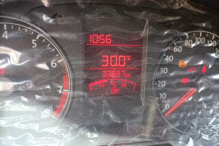 Used Volkswagen Santana 2015 HaoNa 1.6L Manual Fashion Edition Odometer Close Up