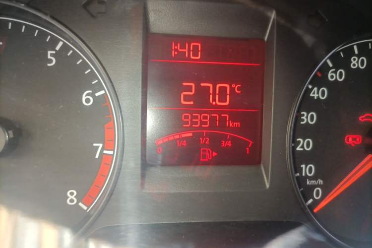Used Volkswagen Santana 2015 1.6L Manual Fashion Edition Odometer Close Up