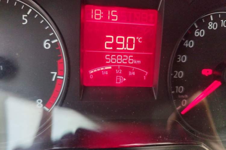 Used Volkswagen Santana 2015 HaoNa 1.6L Manual Fashion Edition Odometer Close Up