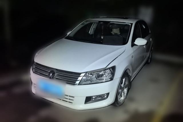 Volkswagen Santana 2015 1.6L Automatic Comfort Edition usado