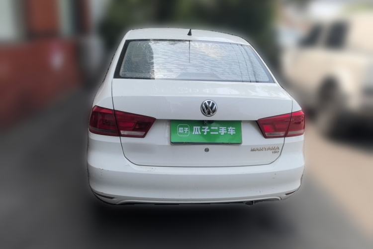 Used Volkswagen Santana 2015 1.6L Manual Fashion Edition Rear