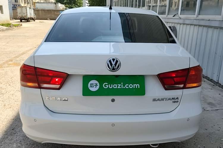 Used Volkswagen Santana 2015 1.6L Manual Comfort Edition Rear