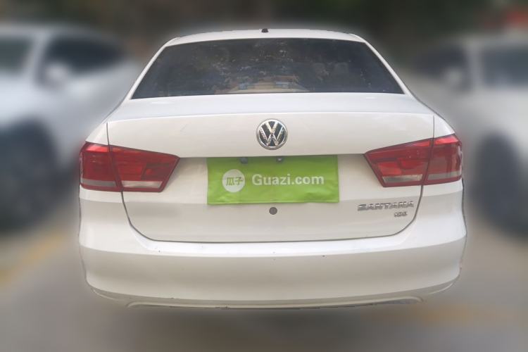 Used Volkswagen Santana 2015 1.6L Manual Fashion Edition Rear