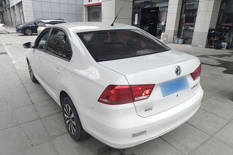 Used Volkswagen Santana 2015 1.4L Manual Fashion Edition Rear Left 45 Deg