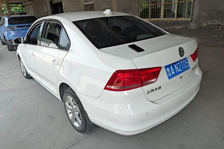 Used Volkswagen Santana 2015 1.6L Automatic Comfort Edition Rear Left 45 Deg