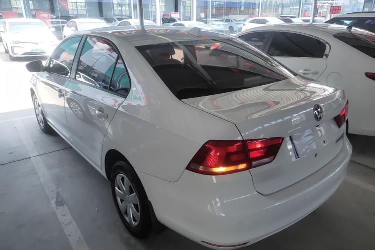 Used Volkswagen Santana 2015 1.6L Automatic Fashion Edition Rear Left 45 Deg