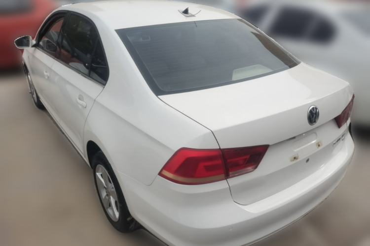 Used Volkswagen Santana 2015 1.6L Automatic Comfort Edition Rear Left 45 Deg