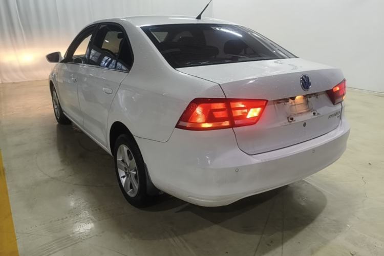 Used Volkswagen Santana 2015 1.6L Automatic Comfort Edition Rear Left 45 Deg