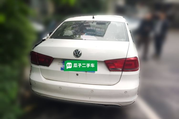 Used Volkswagen Santana 2015 1.6L Manual Fashion Edition Rear