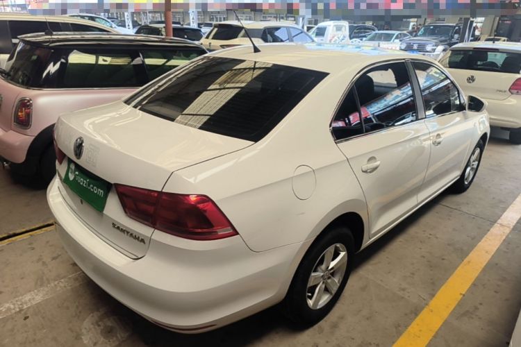 Used Volkswagen Santana 2015 1.4L Manual Fashion Edition Rear Right 45 Deg