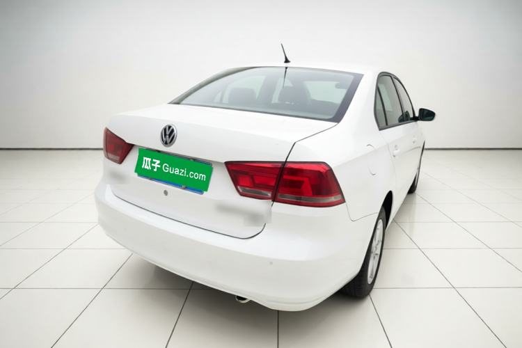 Used Volkswagen Santana 2015 1.6L Manual Fashion Edition Rear Right 45 Deg
