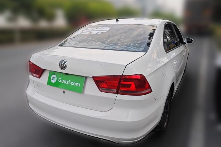 Used Volkswagen Santana 2015 1.4L Manual Fashion Edition Rear Right 45 Deg