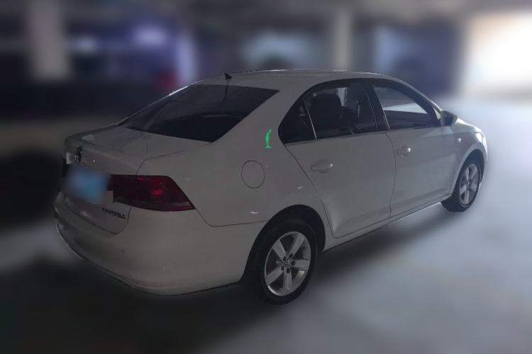 Used Volkswagen Santana 2015 1.4L Manual Comfort Edition Rear Right 45 Deg