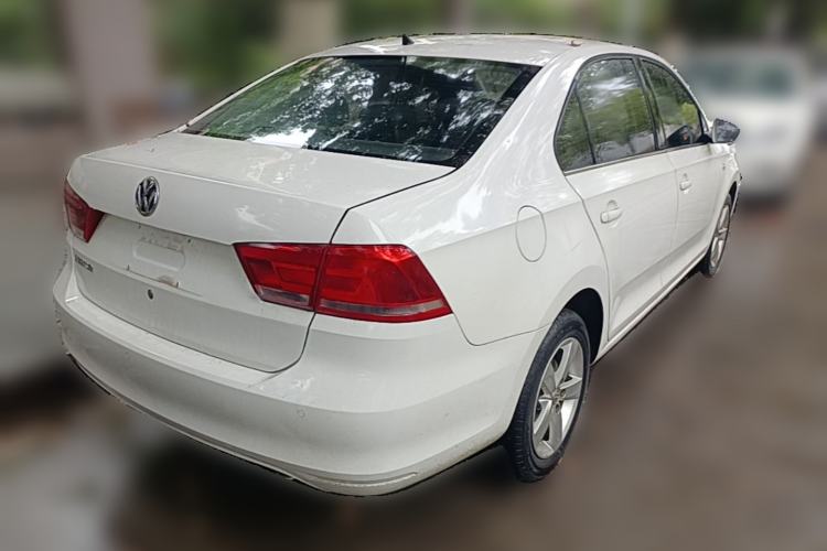 Used Volkswagen Santana 2015 1.6L Automatic Comfort Edition Rear Right 45 Deg
