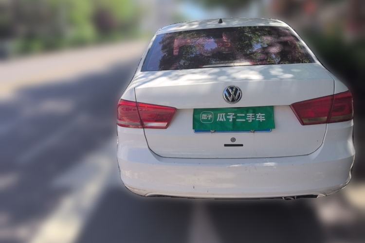 Used Volkswagen Santana 2015 1.4L Manual Fashion Edition Rear
