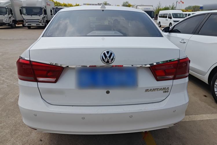 Used Volkswagen Santana 2015 1.6L Manual Fashion Edition Rear