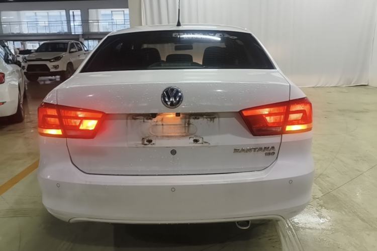 Used Volkswagen Santana 2015 1.6L Automatic Comfort Edition Rear