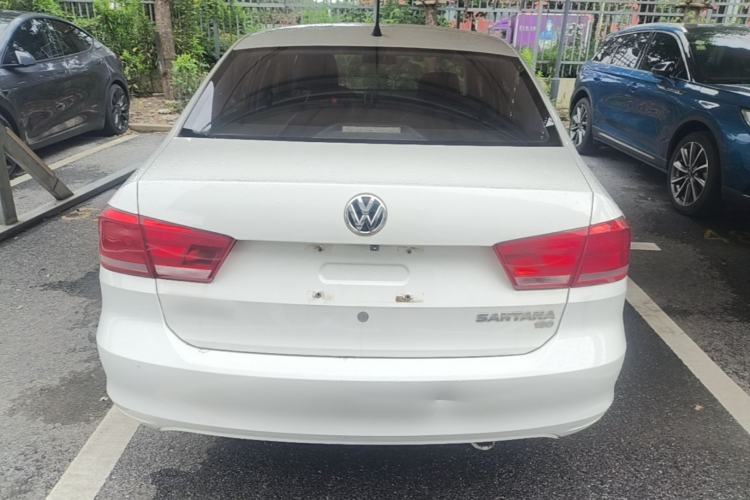 Used Volkswagen Santana 2015 1.6L Manual Fashion Edition Rear
