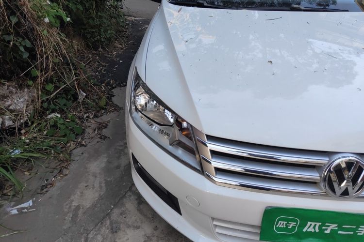 Used Volkswagen Santana 2015 1.6L Manual Comfort Edition Right Front Headlight