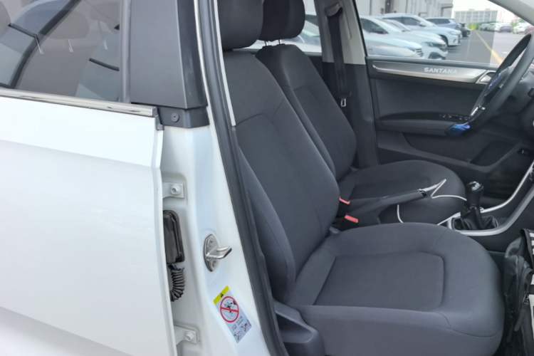 Used Volkswagen Santana 2015 1.4L Manual Fashion Edition Right Front Seat