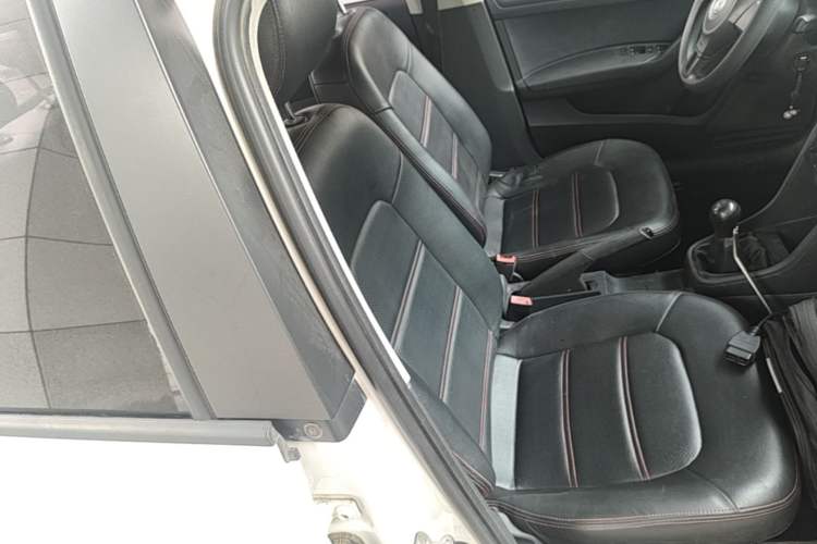 Used Volkswagen Santana 2015 1.4L Manual Fashion Edition Right Front Seat