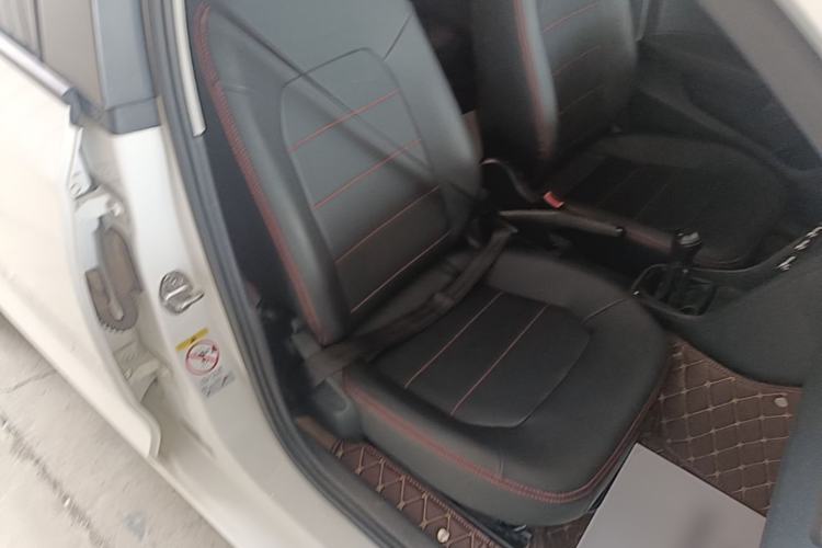 Used Volkswagen Santana 2015 1.4L Manual Fashion Edition Right Front Seat