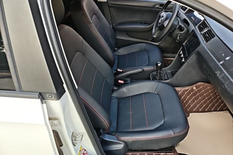 Used Volkswagen Santana 2015 1.4L Manual Fashion Edition Right Front Seat